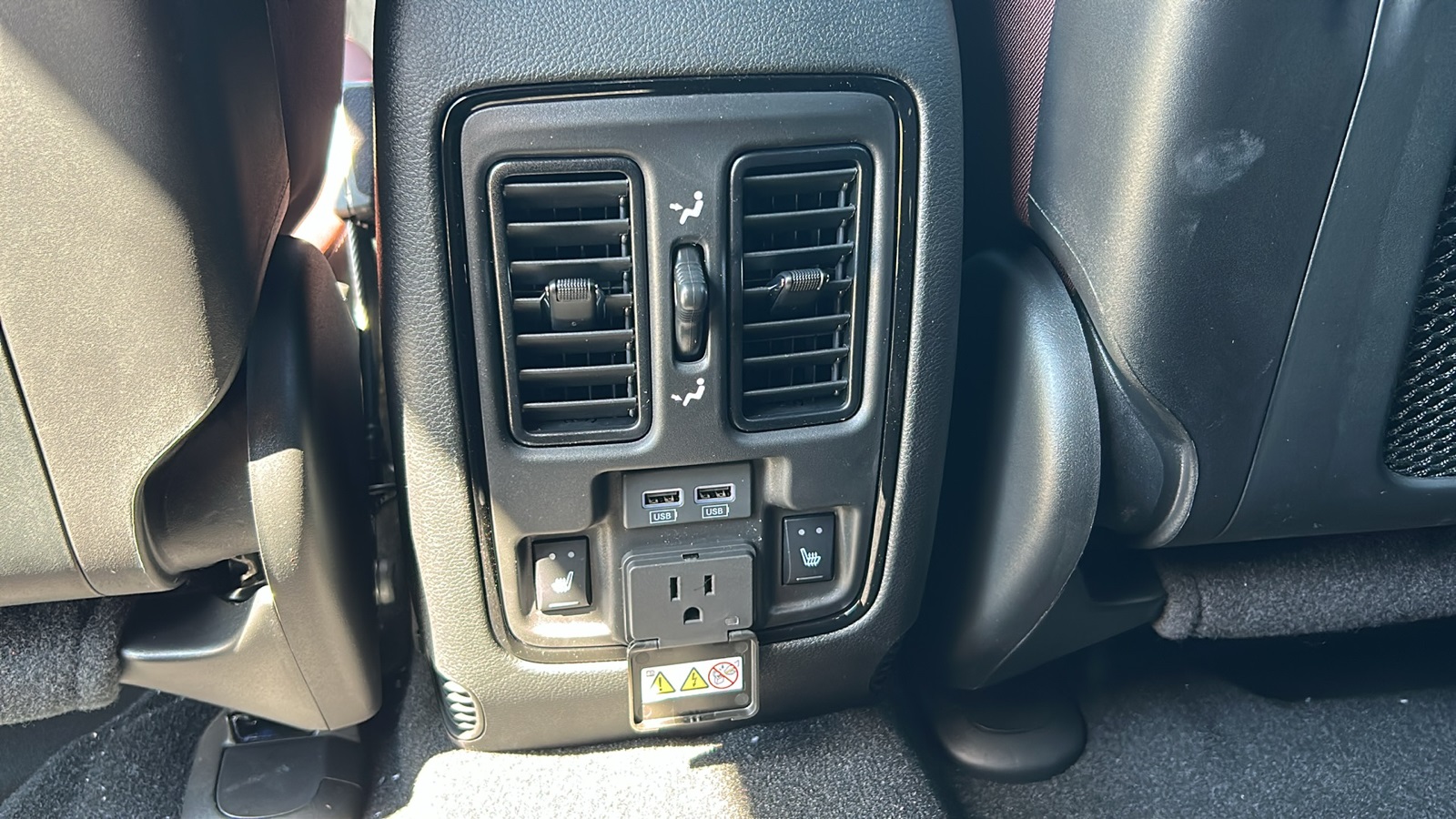 2025 Dodge Durango R/T Plus photo 31