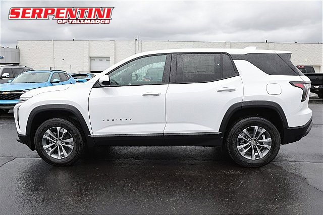 2026 Chevrolet Equinox LT photo 2