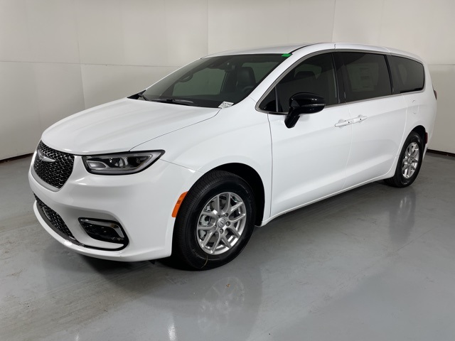 2025 Chrysler Pacifica photo 4