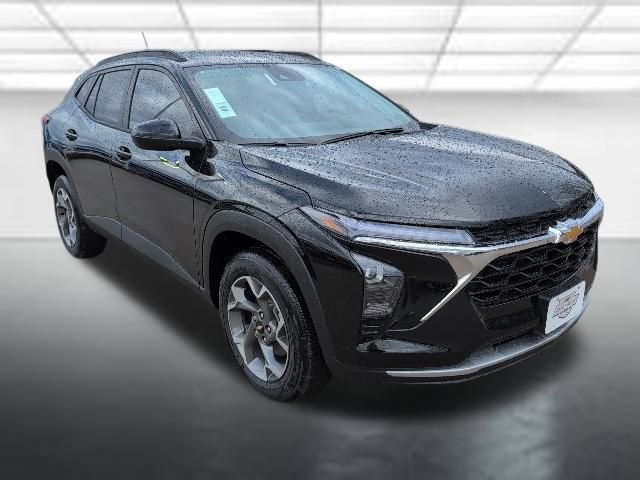 2026 Chevrolet Trax LT's photo