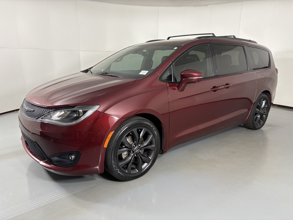 2018 Chrysler Pacifica Limited photo 4