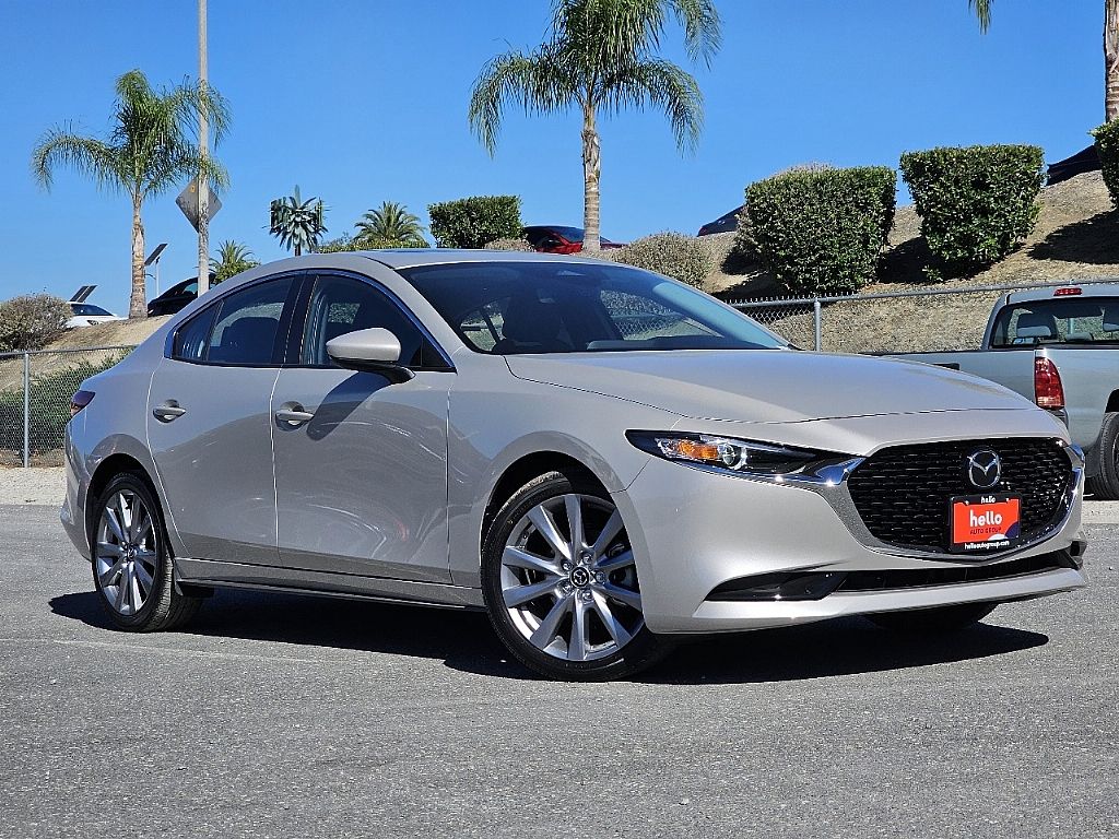 2025 Mazda Mazda3 2.5 s Preferred photo 2