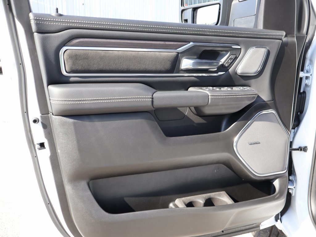 2025 Ram 1500 Laramie photo 17
