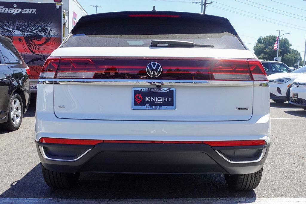 2025 Volkswagen Atlas Cross Sport SE photo 6