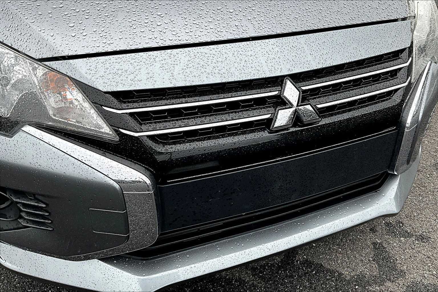 2022 Mitsubishi Mirage ES photo 27