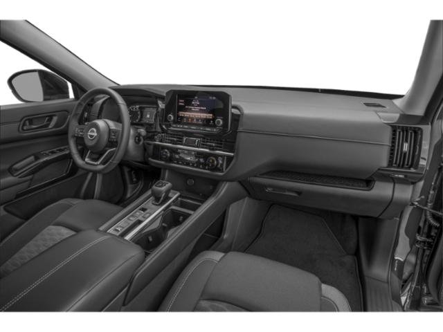 2025 Nissan Pathfinder SV photo 17