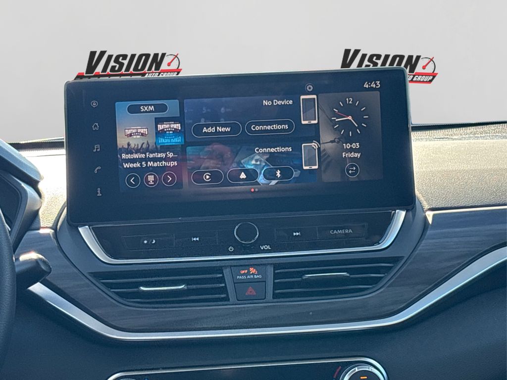 2025 Nissan Altima 2.5 SV photo 17