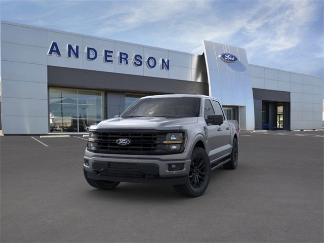 2025 Ford F-150 XLT photo 2