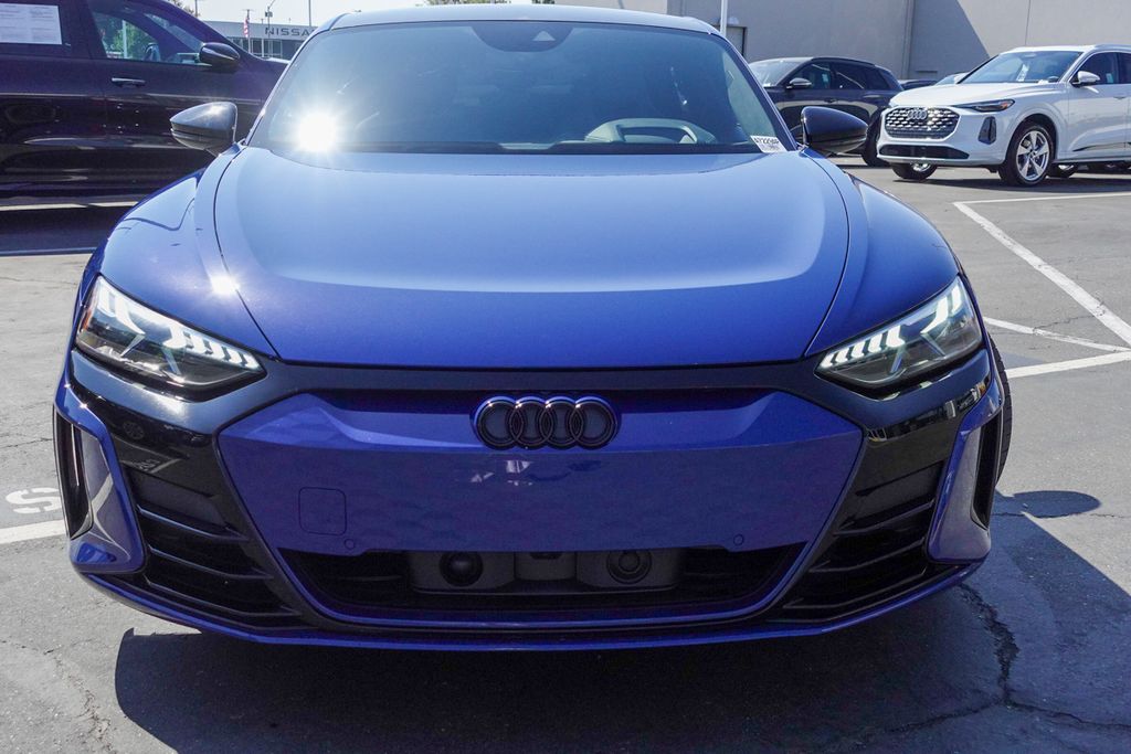 2023 Audi RS e-tron GT Base photo 4