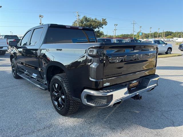 2022 Chevrolet Silverado 1500 LT photo 5