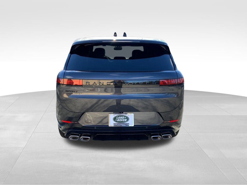 2025 Land Rover Range Rover Sport SE photo 7
