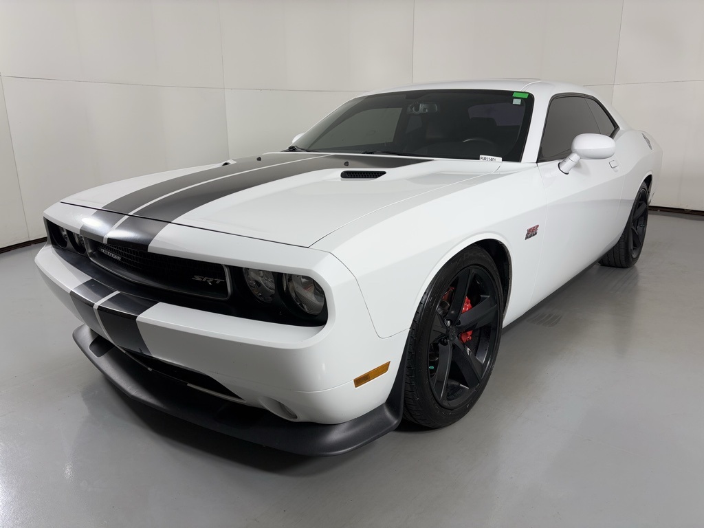 2012 Dodge Challenger SRT8 392 photo 4