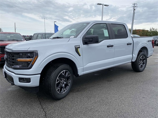 2025 Ford F-150 STX photo 4