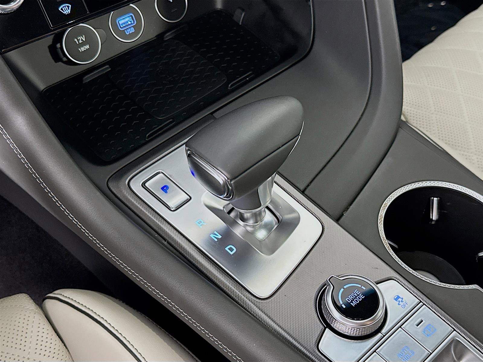 2025 Genesis G70 3.3T Sport Prestige photo 19