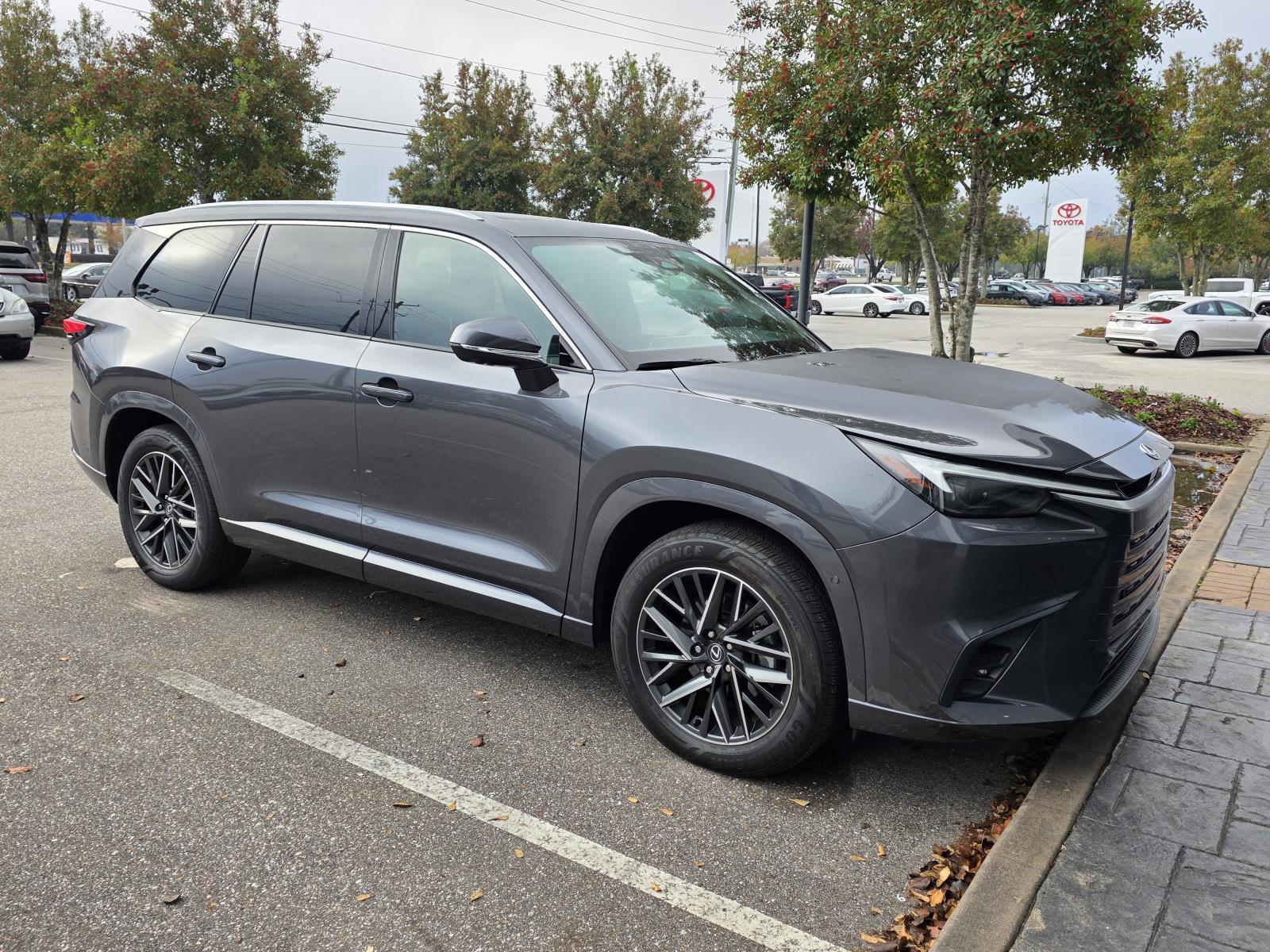 2024 Lexus TX 350's photo