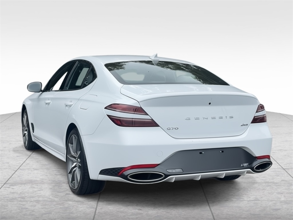 2024 Genesis G70 2.5T Sport Prestige photo 4
