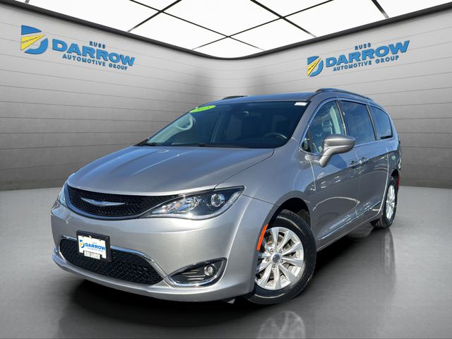 2018 Chrysler Pacifica Touring L's photo