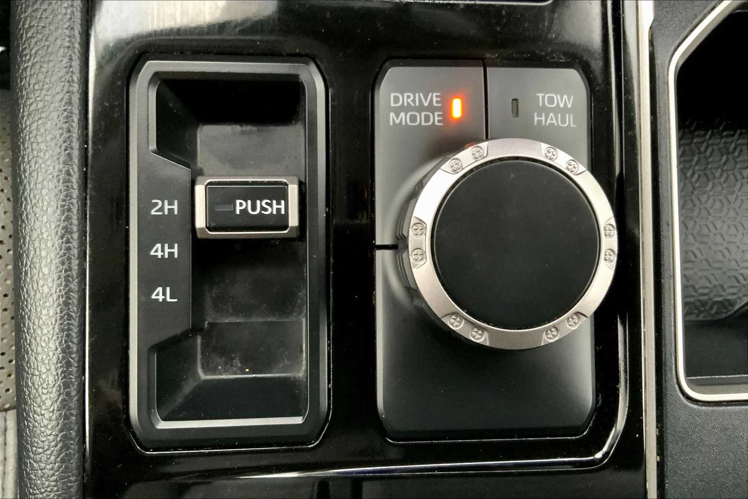 2023 Toyota Tundra Limited CrewMax photo 29