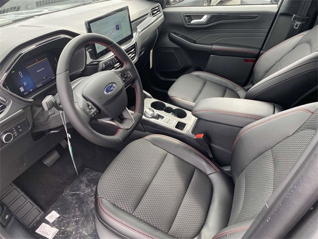2025 Ford Escape Hybrid ST-Line photo 6