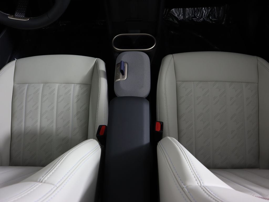 2025 Mini Cooper S Iconic photo 16