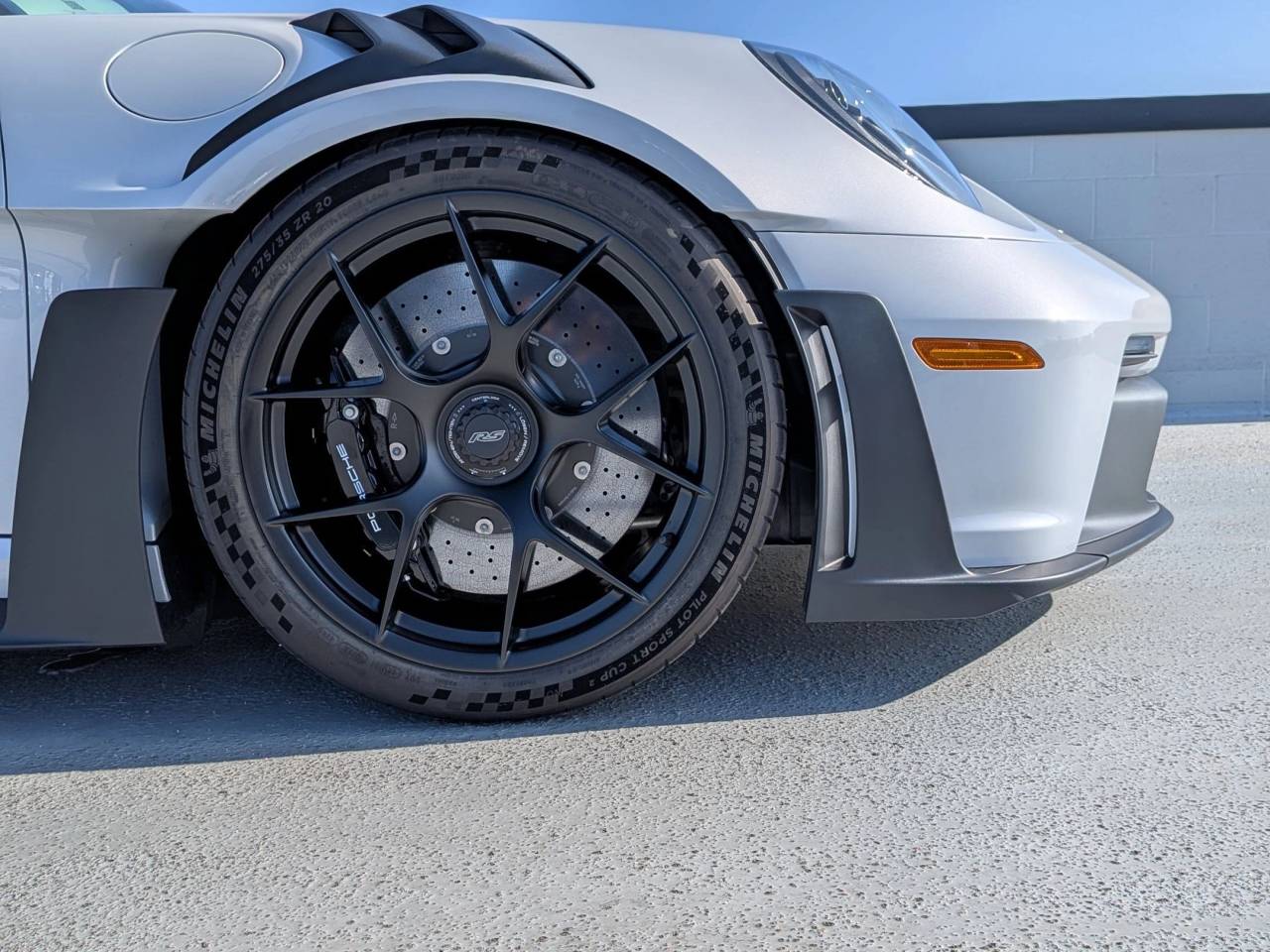 2025 Porsche 911 GT3 RS photo 11