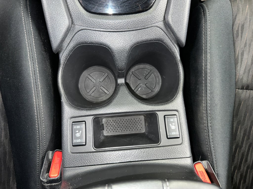 2018 Nissan Rogue SV photo 13