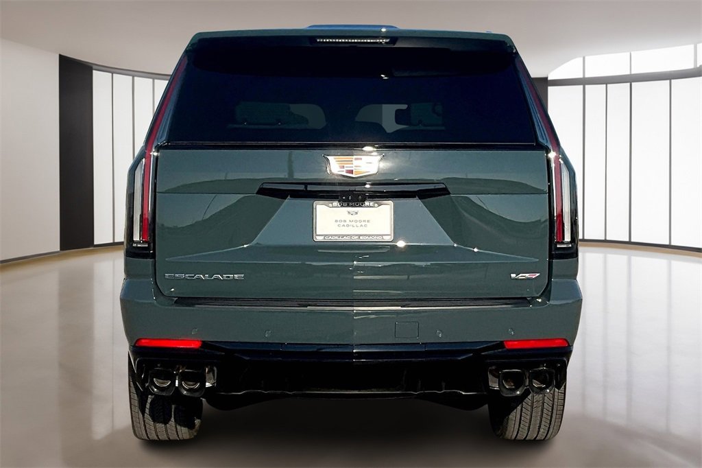 2026 Cadillac Escalade V-Series photo 2