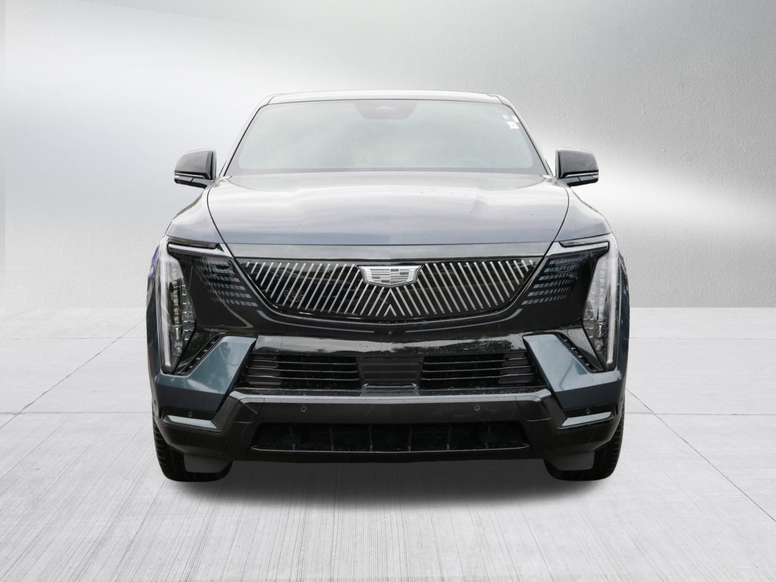 2025 Cadillac Escalade IQ Sport photo 2
