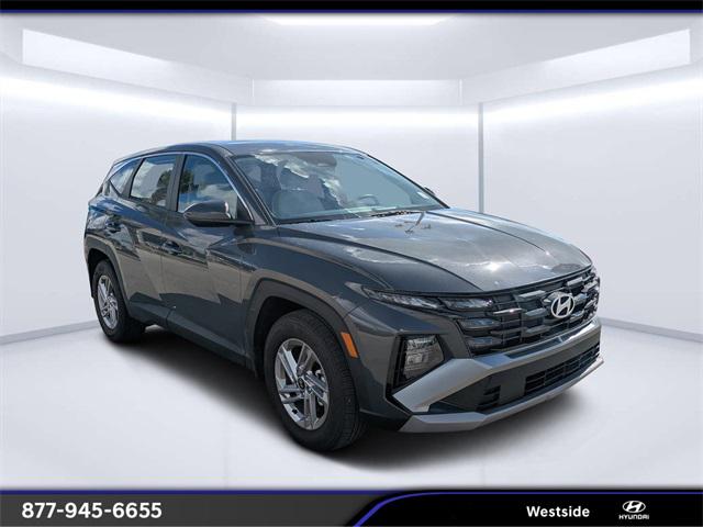 2025 Hyundai Tucson SE's photo