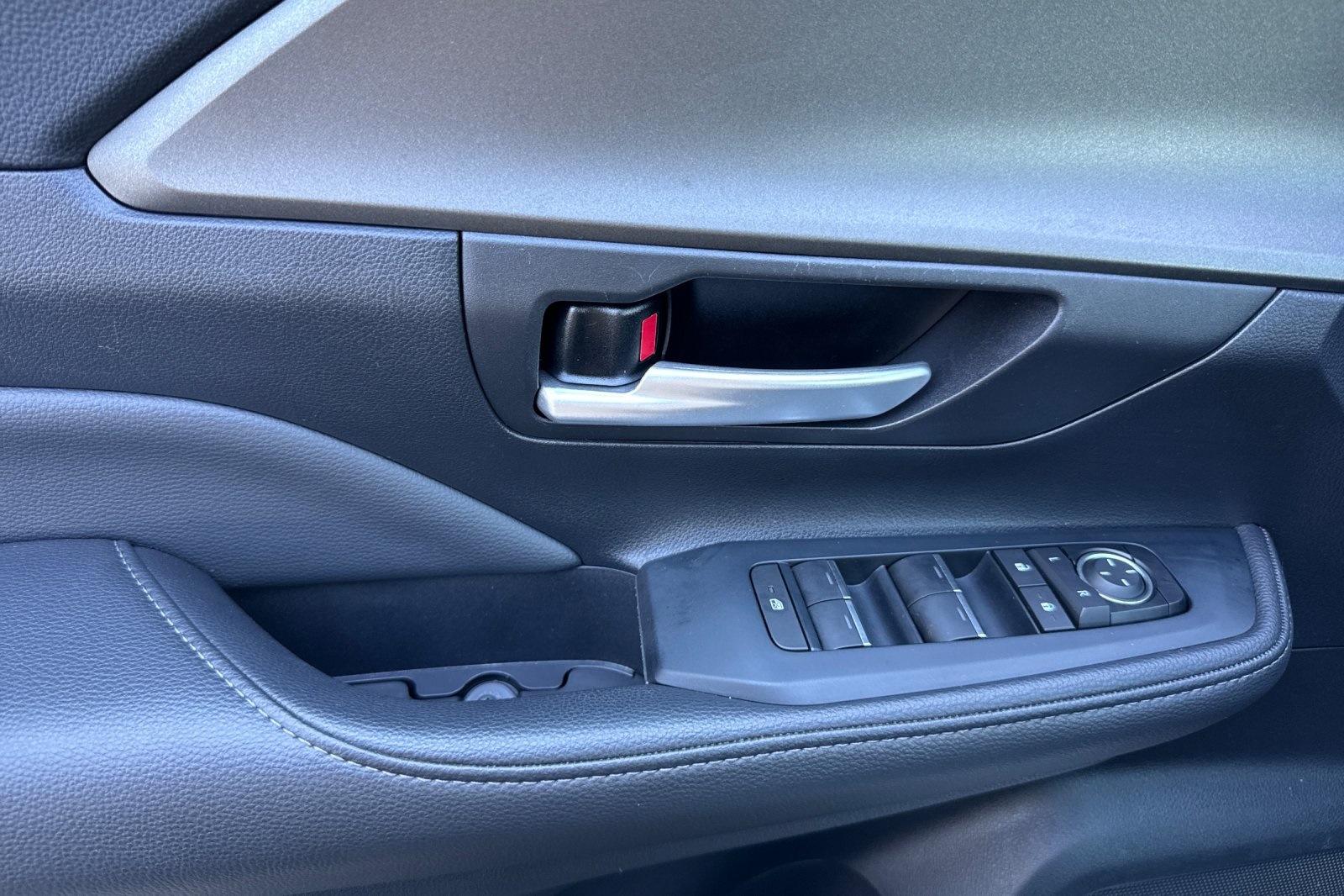 2024 Toyota Grand Highlander XLE photo 10