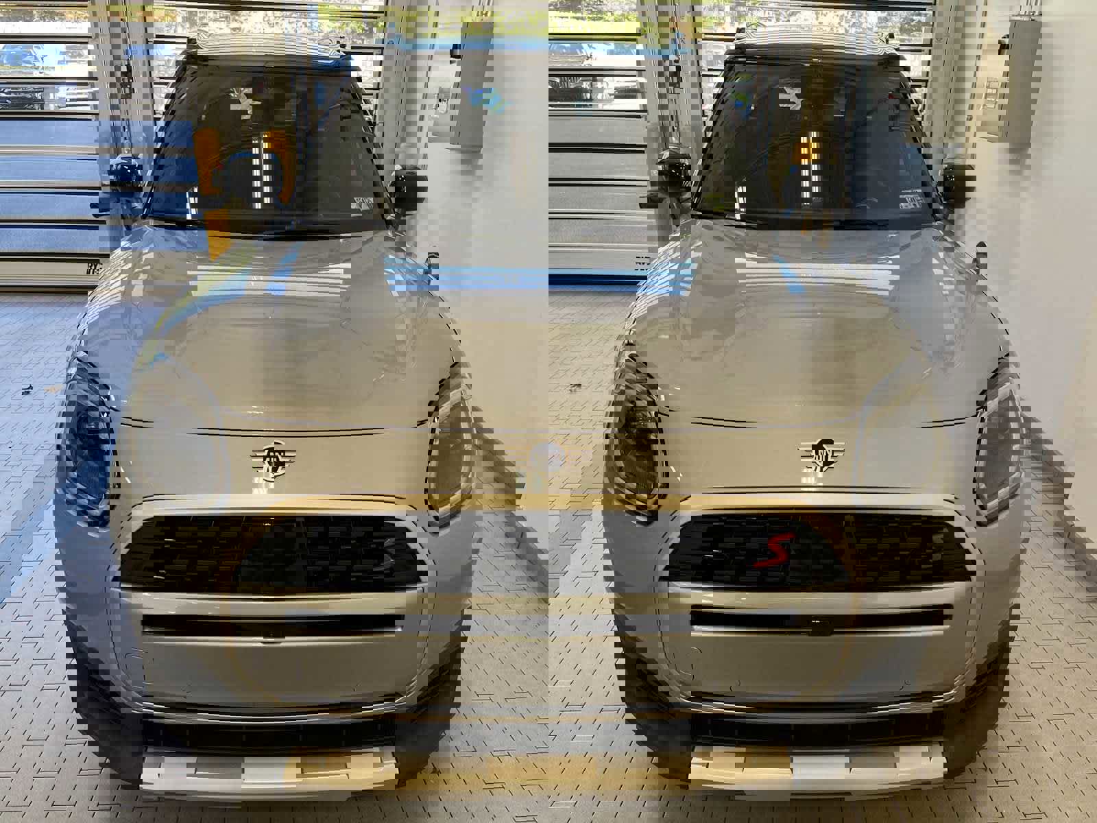 2025 Mini Cooper S ALL4 photo 4
