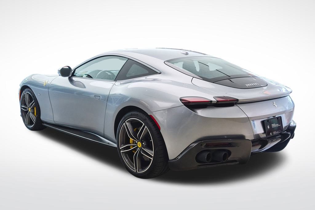 2023 Ferrari Roma photo 3