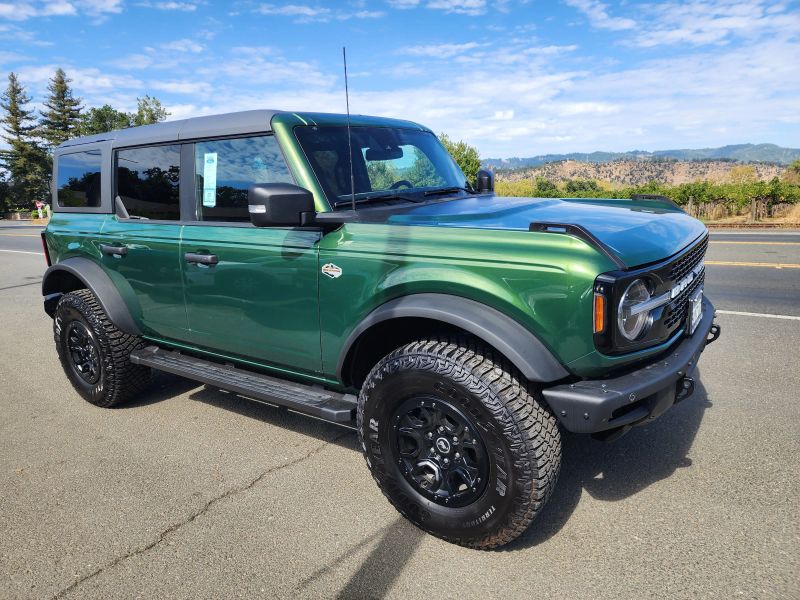 2024 Ford Bronco Wildtrak photo 3