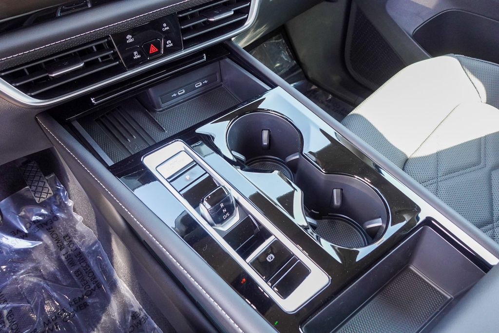 2026 Volkswagen Atlas SE Technology photo 17