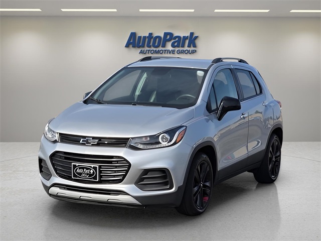 2020 Chevrolet Trax LT photo 3