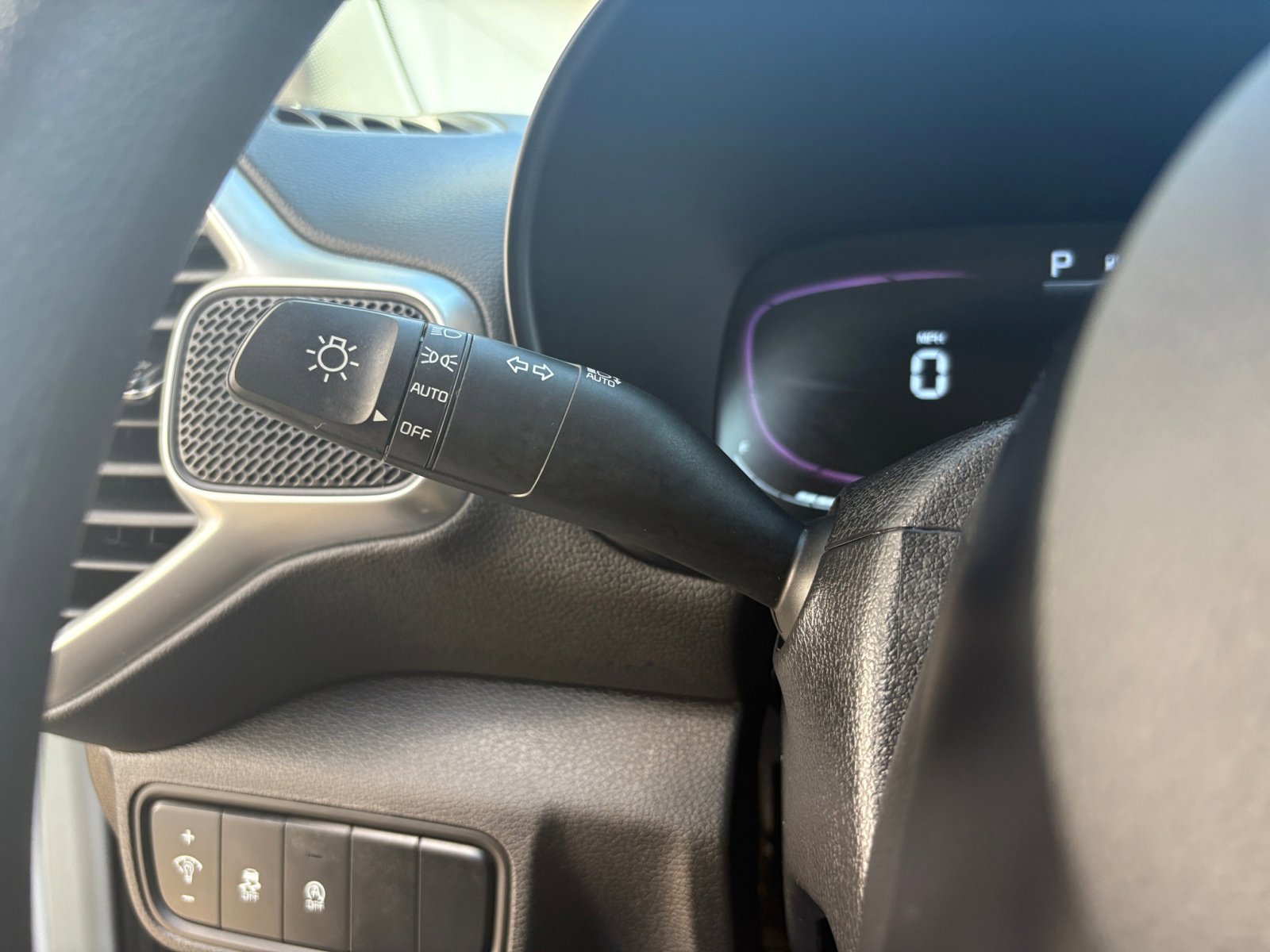2024 Kia Soul LX photo 18
