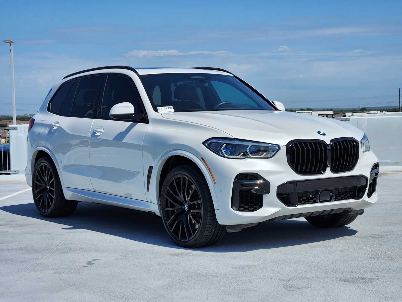 2023 Bmw X5 M50i photo 3