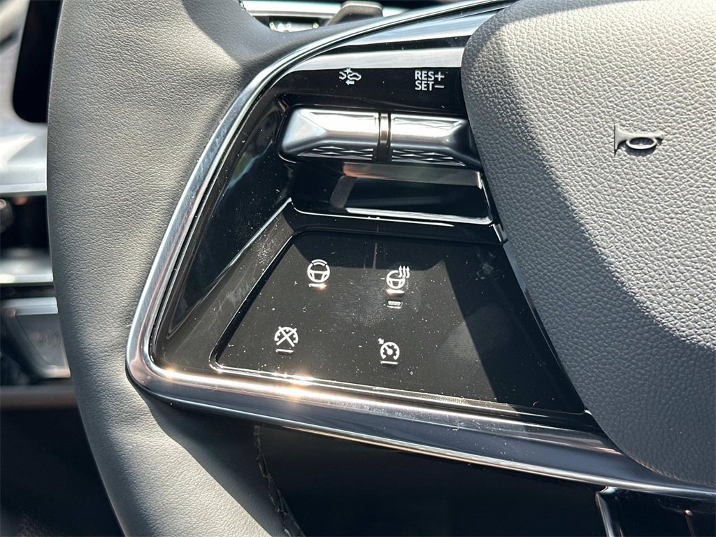 2025 Cadillac Lyriq Sport photo 15