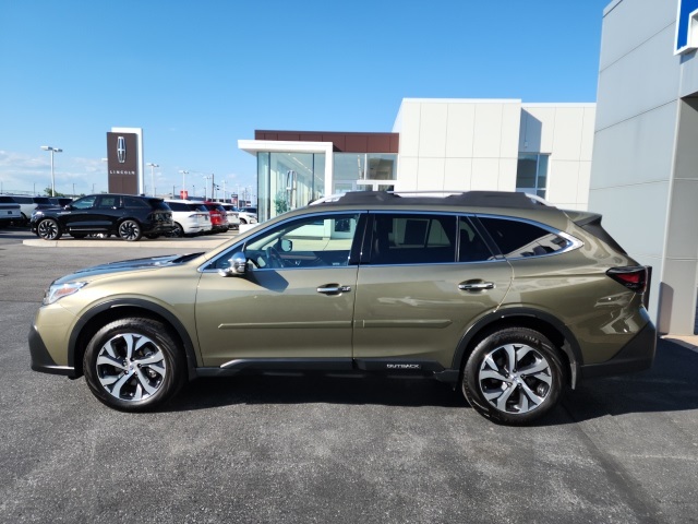2021 Subaru Outback Touring XT photo 3