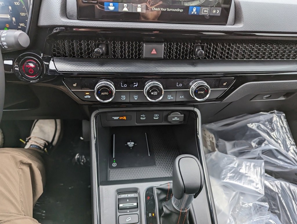 2026 Honda CR-V Hybrid Sport Touring photo 14