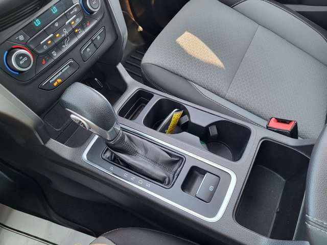 2019 Ford Escape SE photo 16