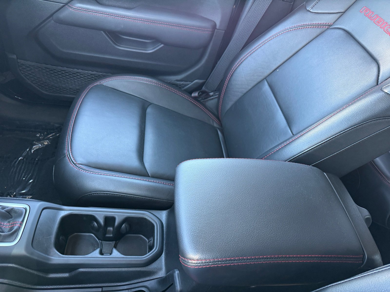2022 Jeep Wrangler Unlimited Rubicon photo 13