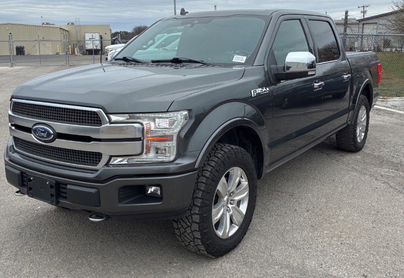 2020 Ford F-150 Platinum's photo