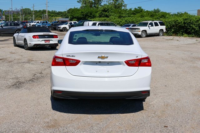 Used 2023 Summit White Chevrolet LT image 5