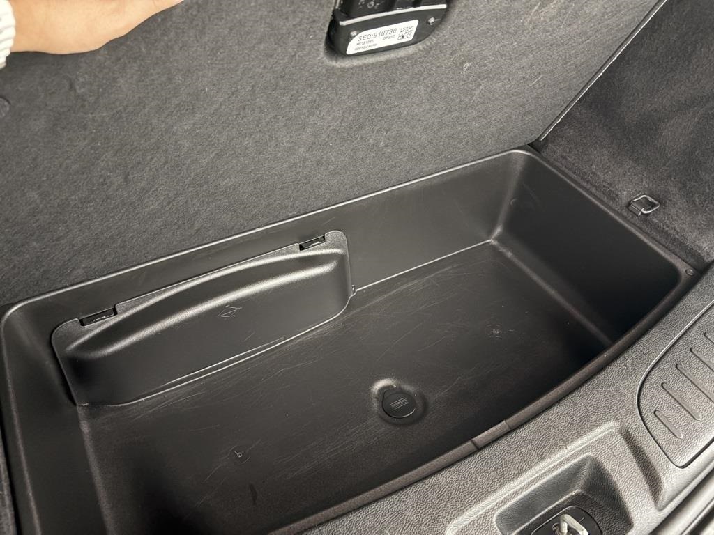 2022 Dodge Durango SXT photo 23