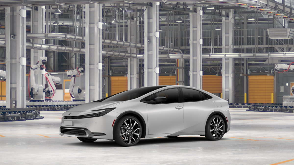 2026 Toyota Prius Plug-in Hybrid XSE Premium photo 2