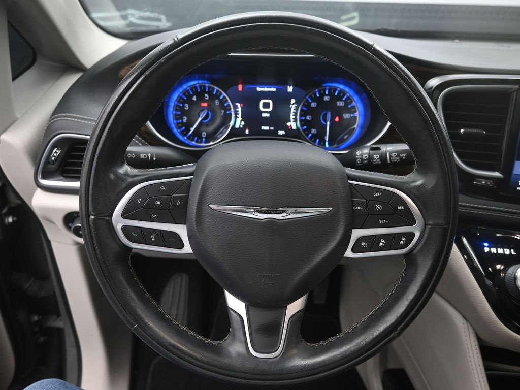 2022 Chrysler Pacifica Limited photo 26