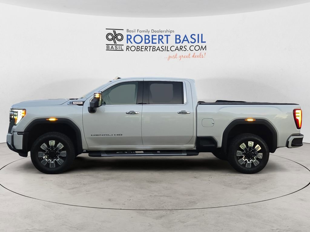 2024 Gmc Sierra 2500 HD Denali photo 2