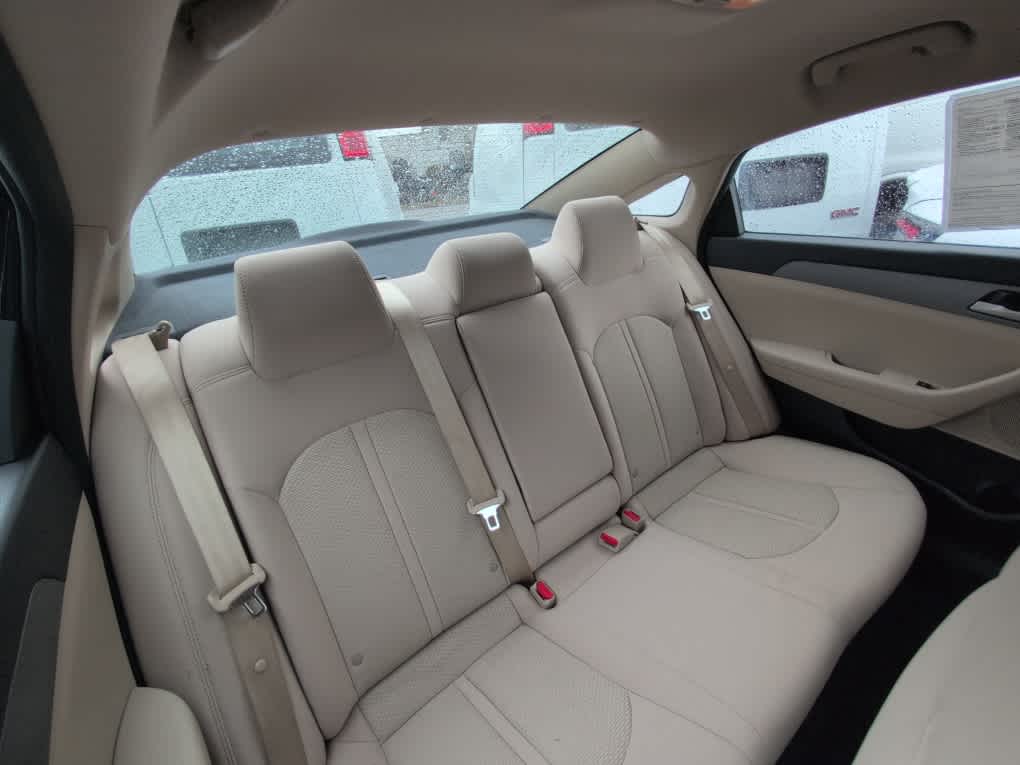 2019 Hyundai Sonata SE photo 3