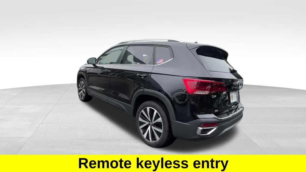 2024 Volkswagen Taos SE photo 13